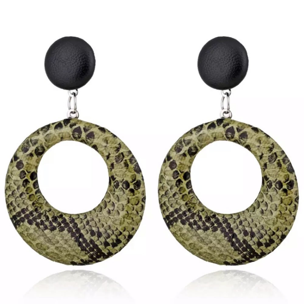 🔴5/$15⚠️𝗖𝗟𝗘𝗔𝗥𝗔𝗡𝗖𝗘⚠️ Green Earrings NEW - Picture 3 of 10
